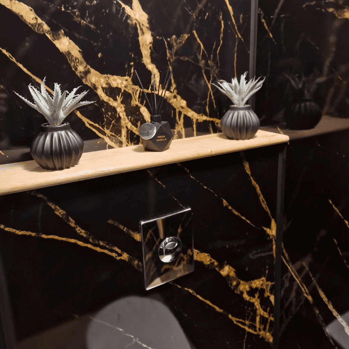 Lamina Pvc Marmol Golden Black 1.22x2.44 Mts X 3mm ( Ljpska ) Qualita