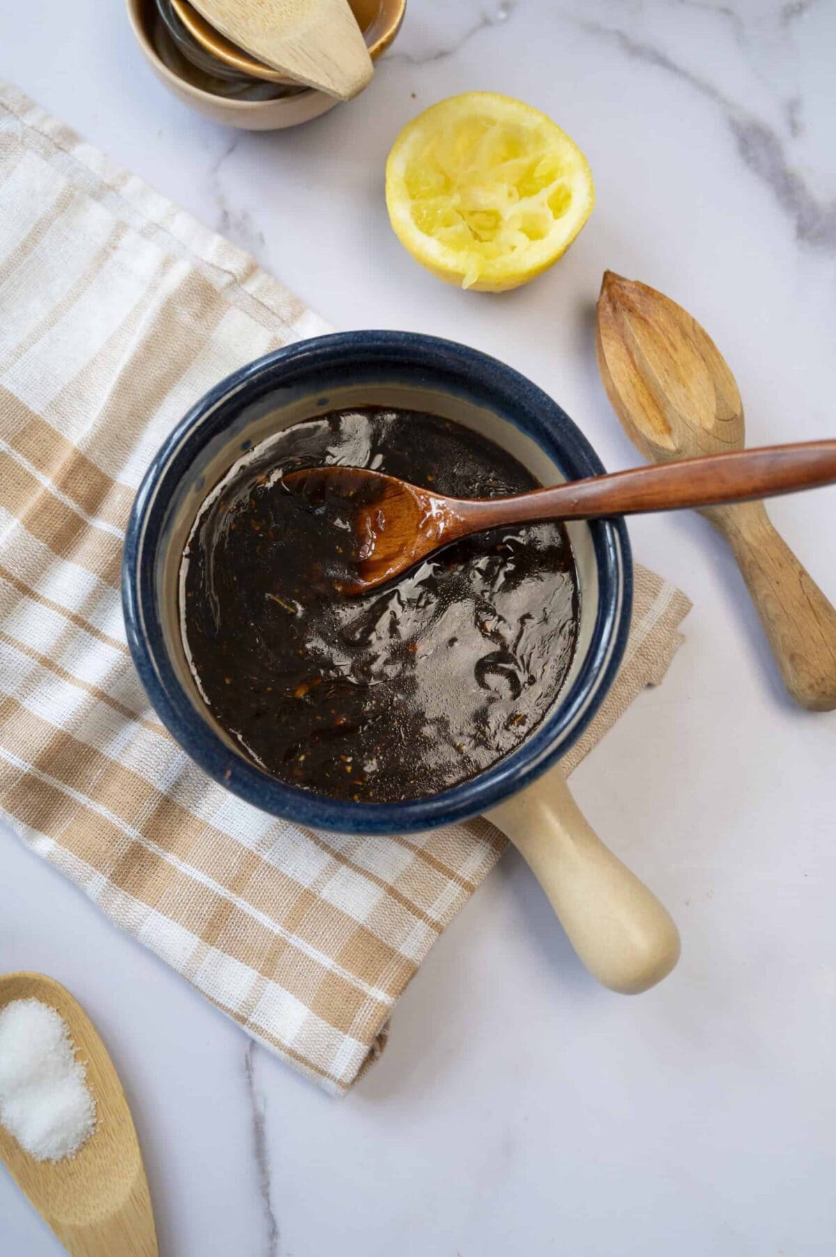 Cooked barbecue sauce.