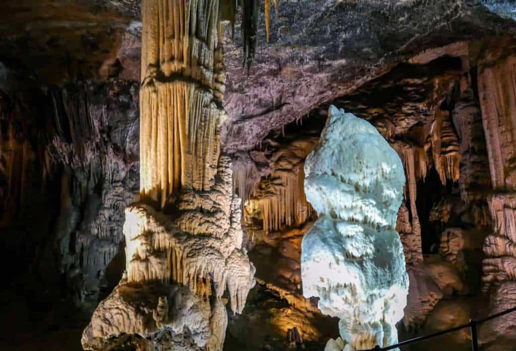 postojna karst cave