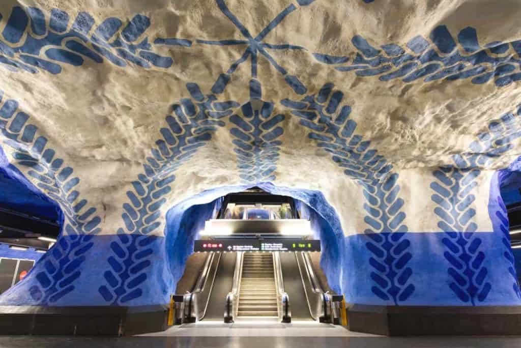 stockholm subway underground art gallery