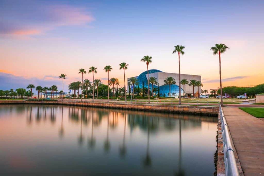 salvador dali museum st petersburg florida
