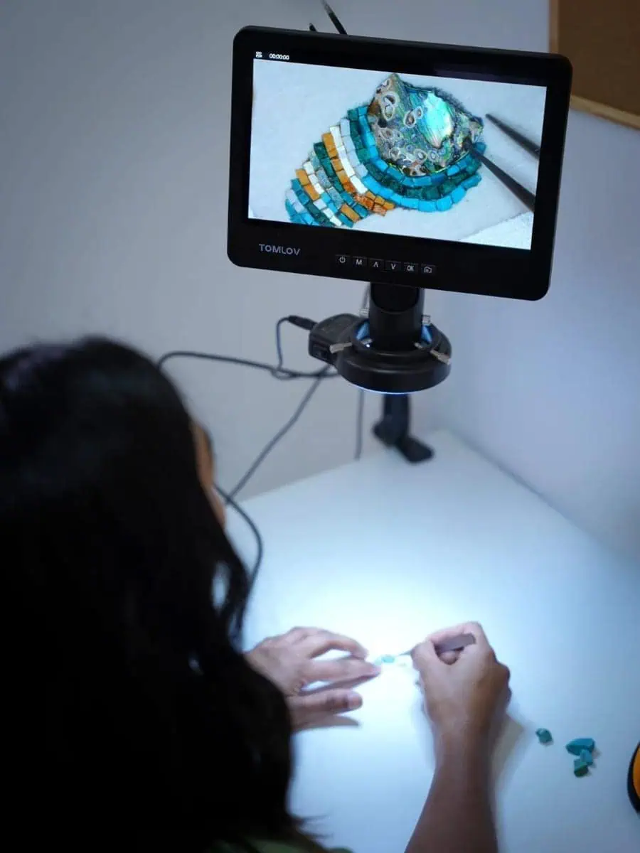 Behind the scenes: the making of a micro mosaic masterpiece 4 Crafting micro mosaic micro mosaic jewelery