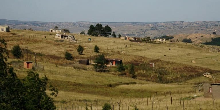 cottages_of_the_swazi.jpg
