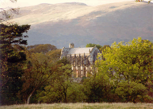 rosslyn-chapel-from-roslin-glen