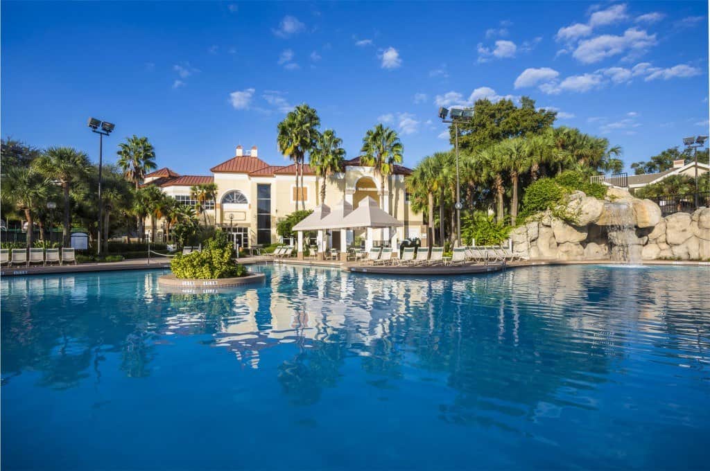 Fountains pool