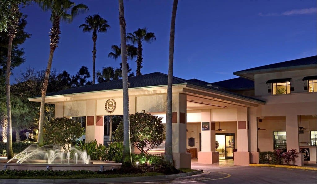 Sheraton Vistana Resort Villas Entrance