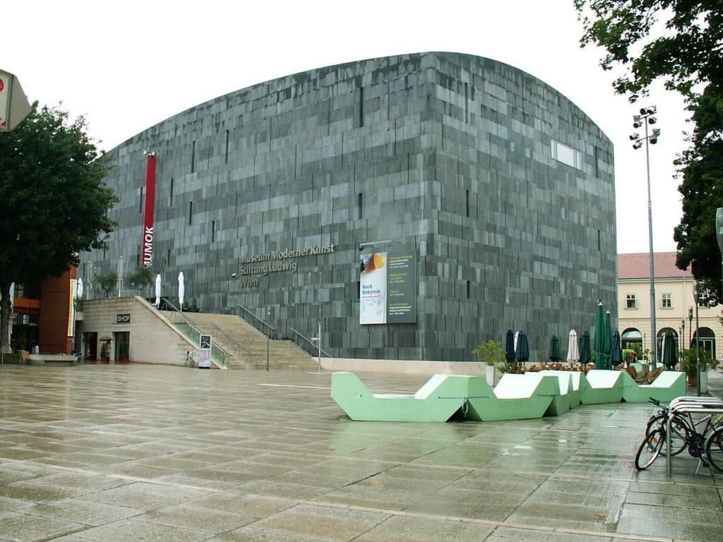 large_46344289