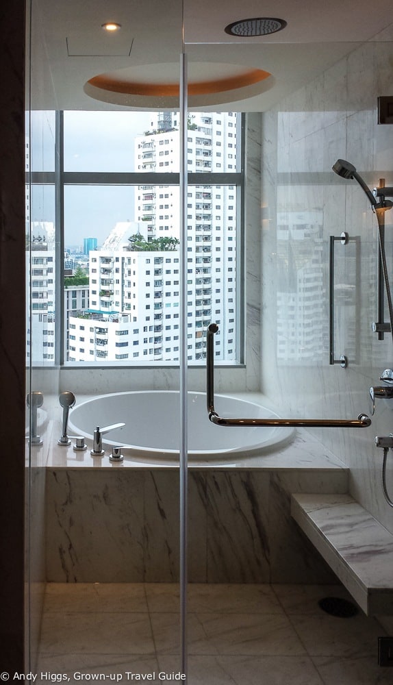 Room 2705 bathroom Bangkok Marriott Sukhumvit