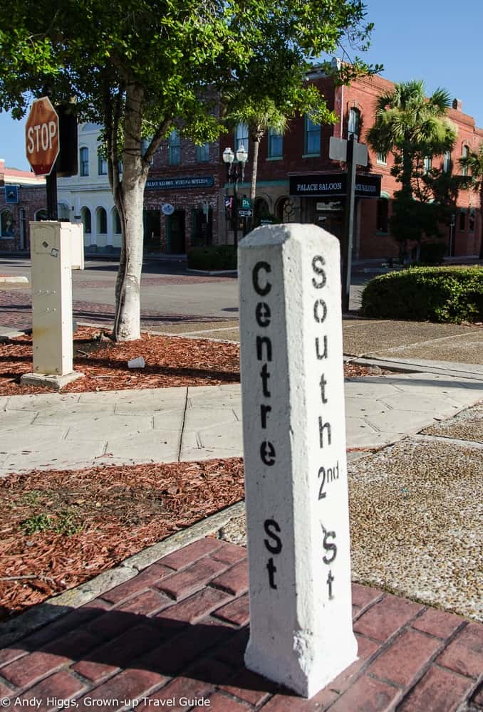 Fernandina Beach, Centre St sign