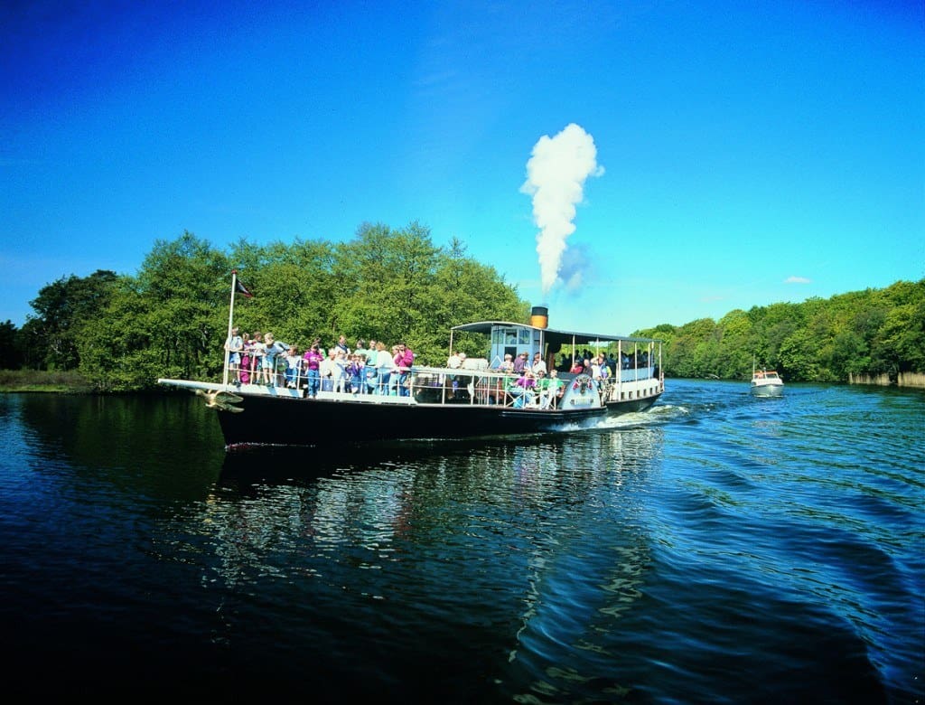 Paddle Steamer Hjejlen on Silkeborg Lakes_Press 300dpi_3-2