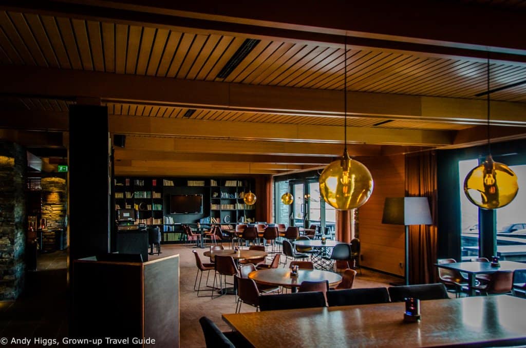 Copperhill lobby 5