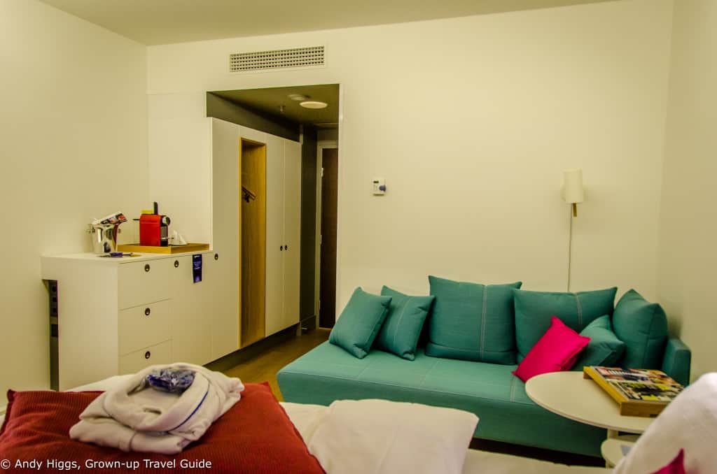 Room 6
