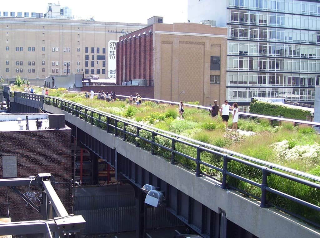 1200px-High_Line_20th_Street_looking_downtown