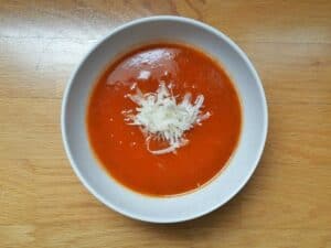 Delicious bowl of Instant pot tomato basil soup recipe
