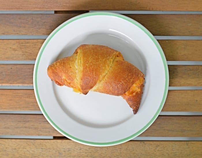 Easy buffalo chicken rolls recipe