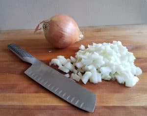 How to dice onion