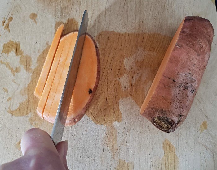 How to slice sweet potatoes