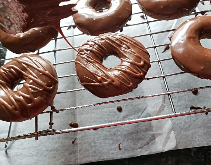 Drizzle with remaining glaze