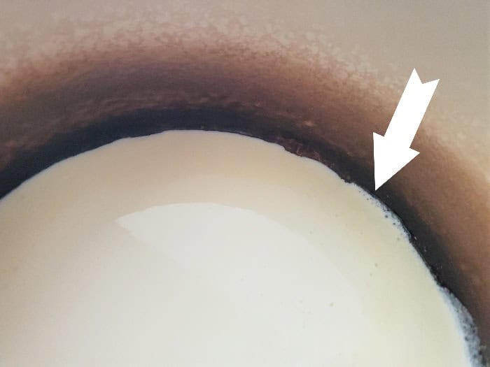 Scalded cream bubbles