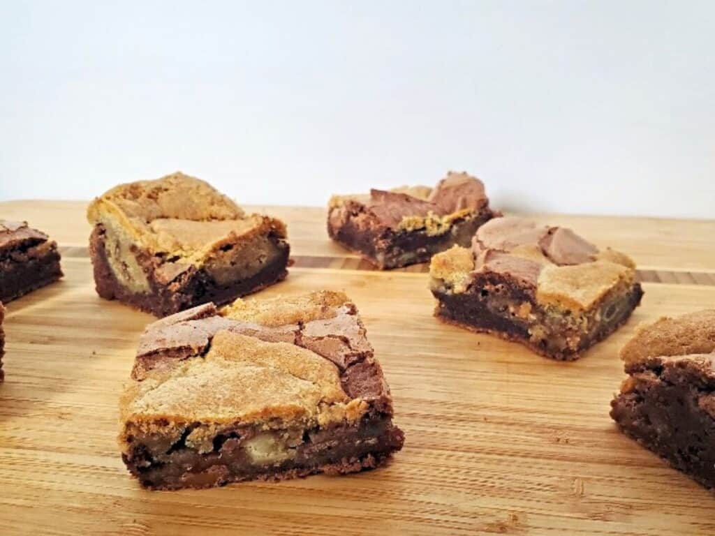 Image shows delicious candy bar brookies.