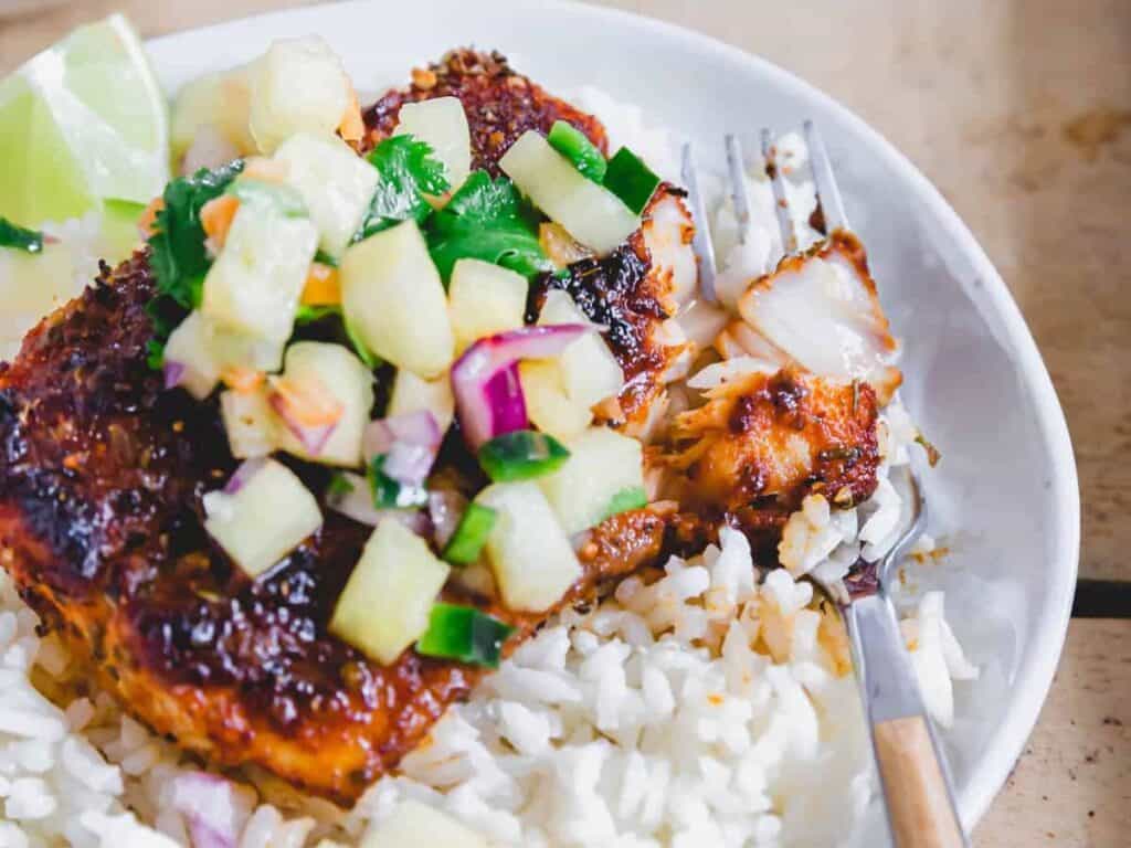 Image shows blackened mahi mahi recipe.