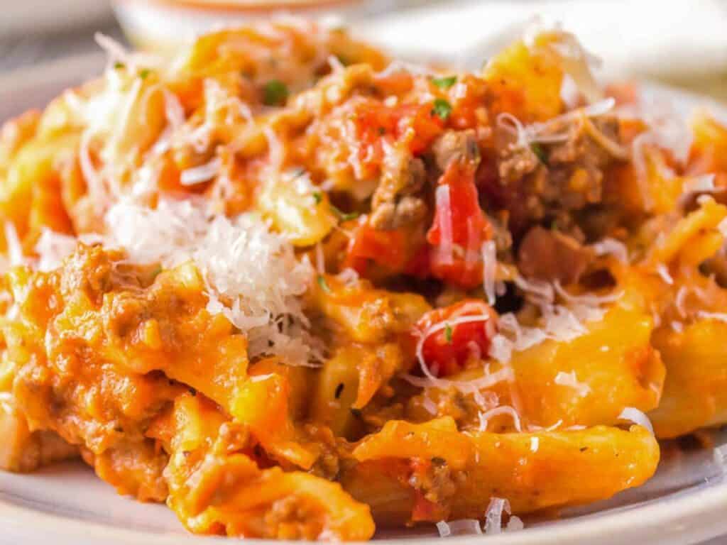 Image shows delicious slow cooker cheesy penne.