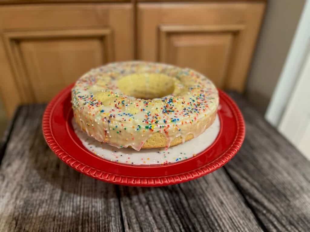 Image shows yummy Italian easter cake.