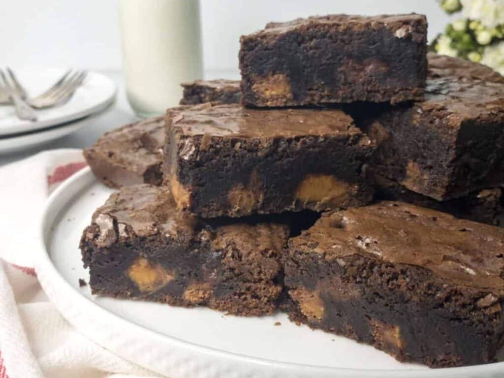 Image shows yummy peanut butter cup brownies.