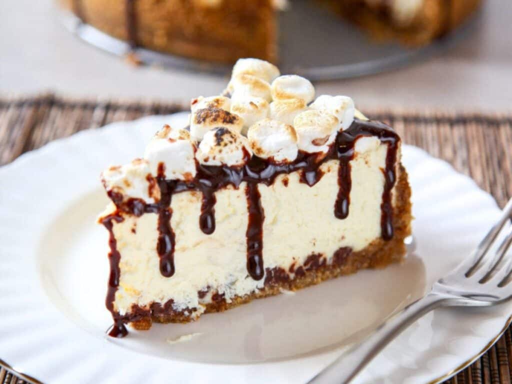 Image shows easy to make s&rsquo;mores cheesecake.