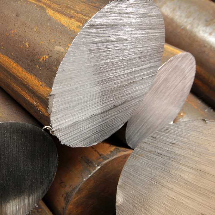 Solid round GGG40 cast iron continuous cast bars by Honingcraft