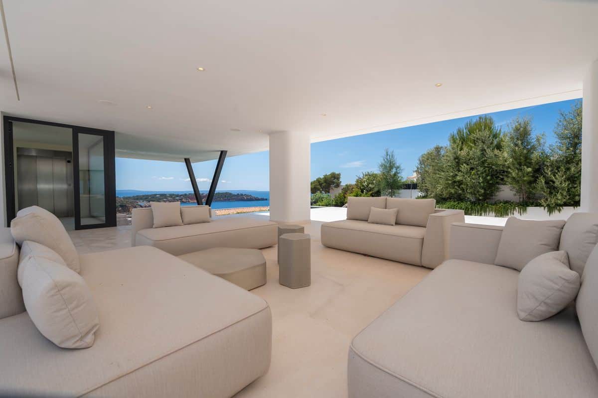 Villa contemporánea en Vista Alegre