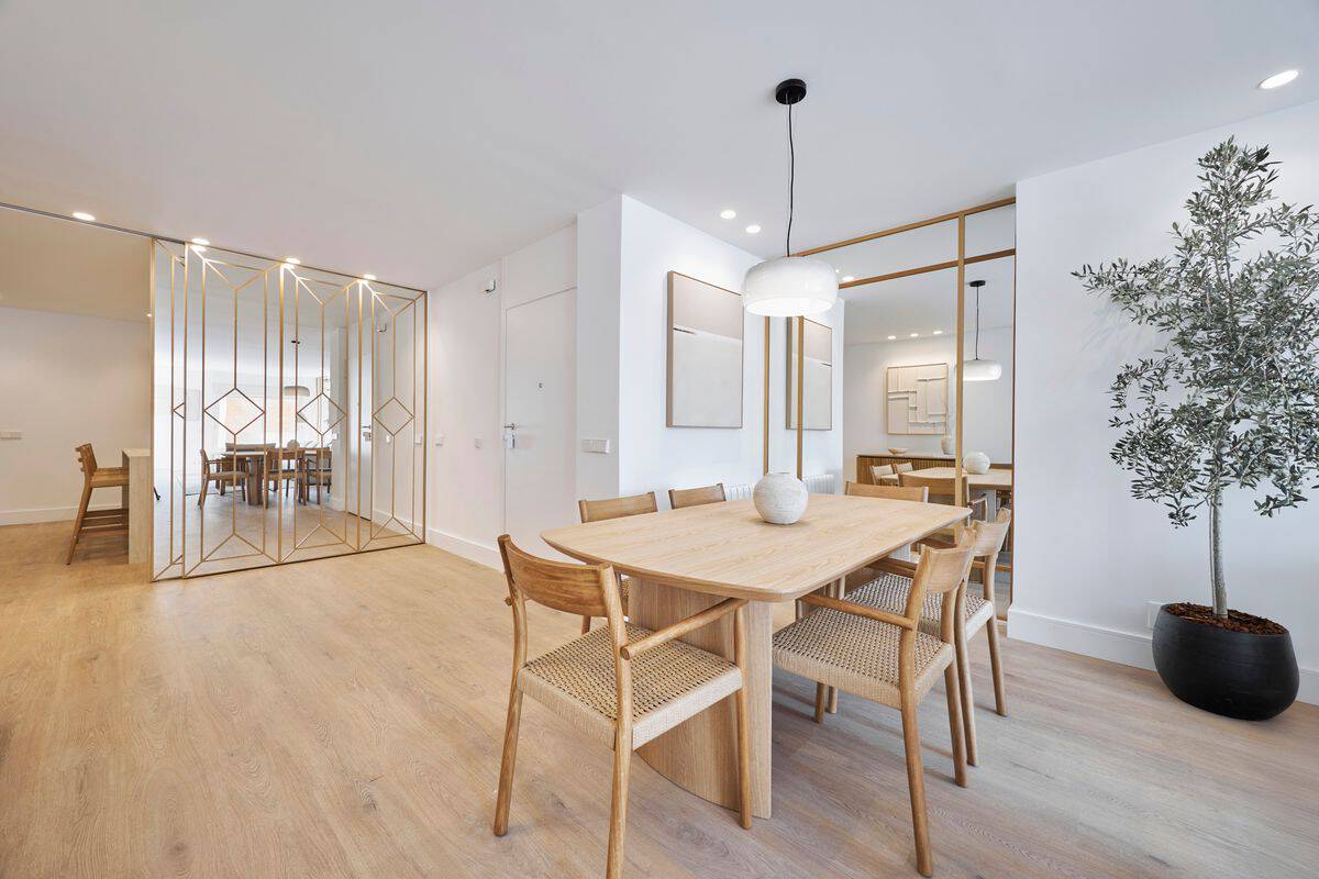 Renovated Apartment in Castellana