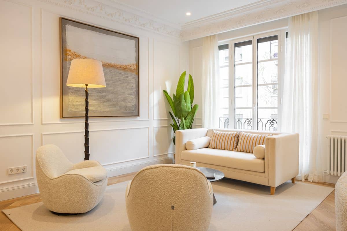López de Hoyos Apartment