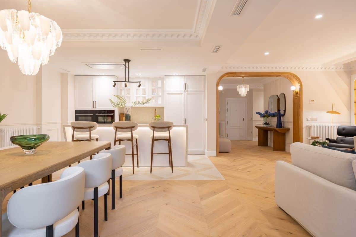 Renovated Apartment on Ayala Street