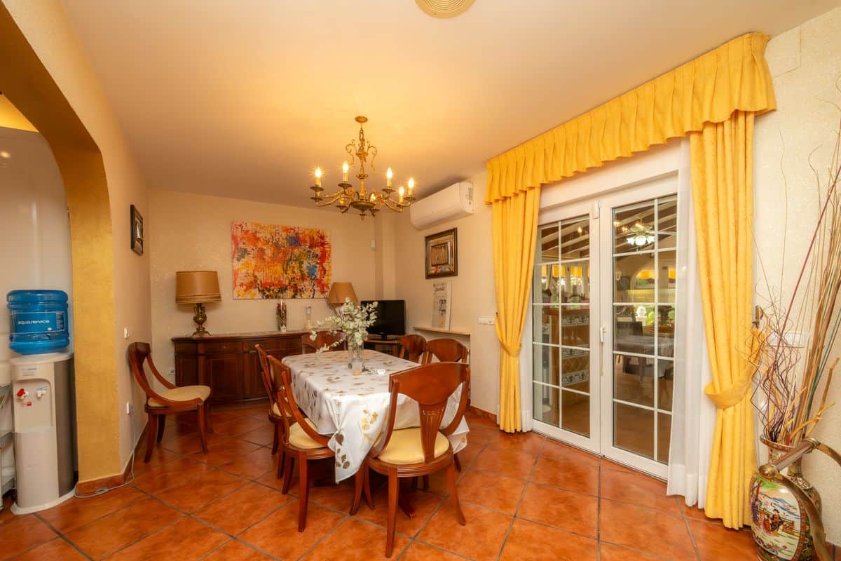 Cabo Roig Villa