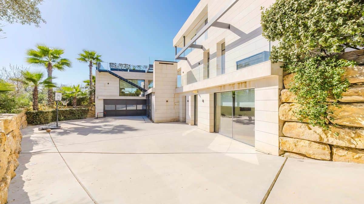 Cala Tarida Contemporary Villa
