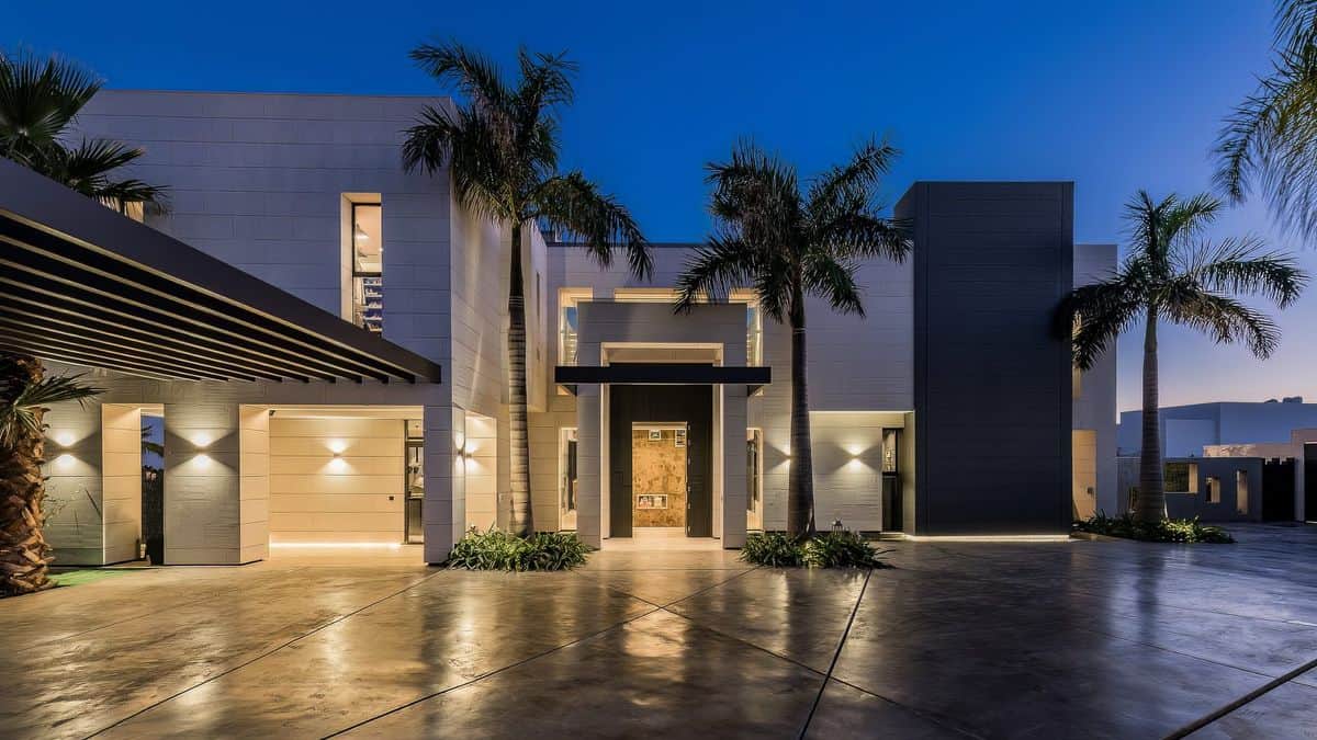 Cala Tarida Contemporary Villa