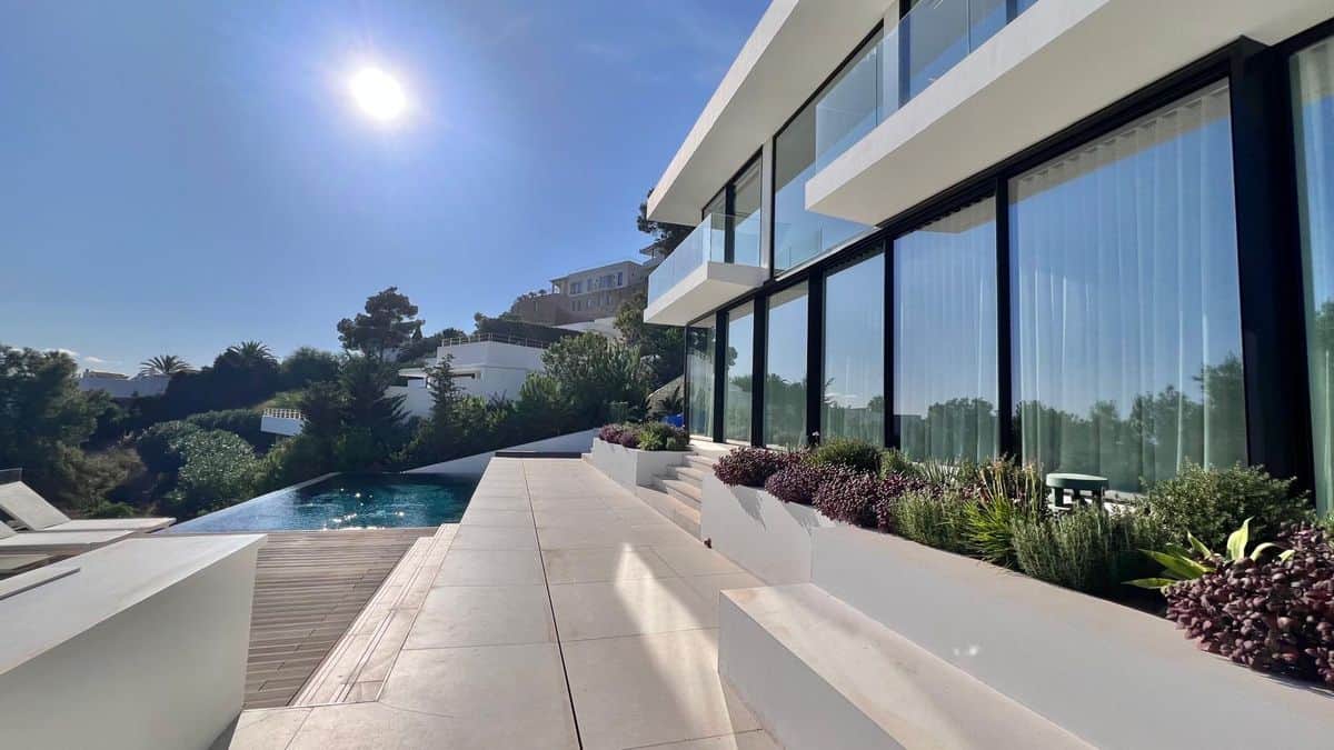 Can Furnet Contemporary Villa