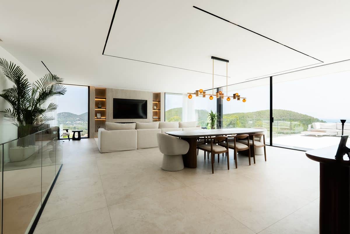 Villa con vistas al mar en Roca Llisa