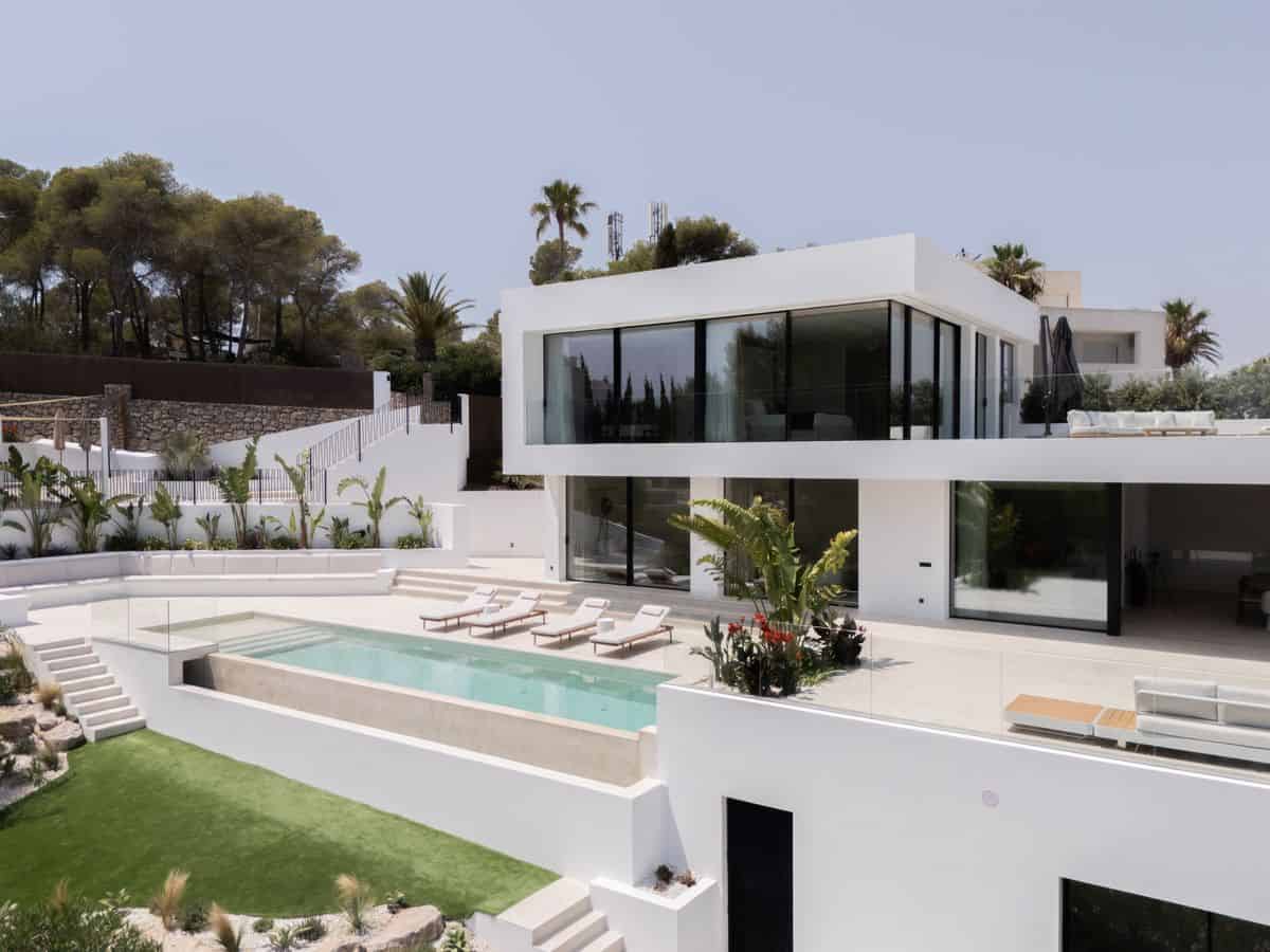 Villa con vistas al mar en Roca Llisa