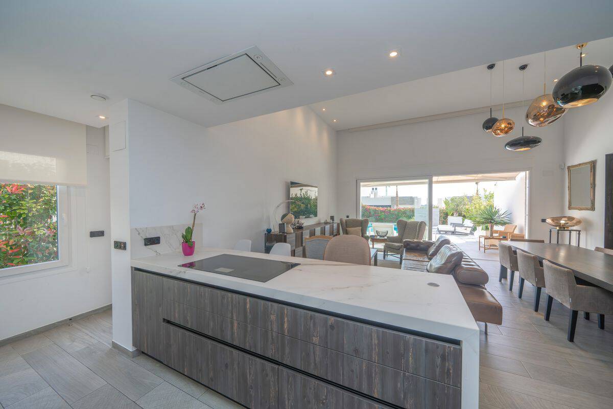 Villa for Sale on Daya Street