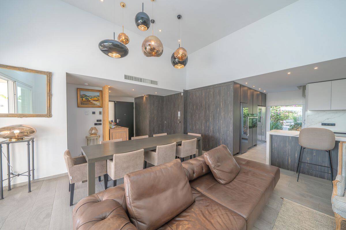 Villa for Sale on Daya Street