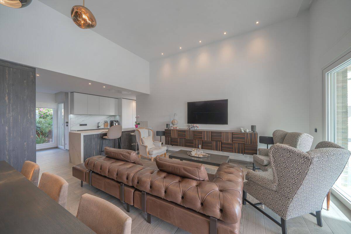 Villa for Sale on Daya Street