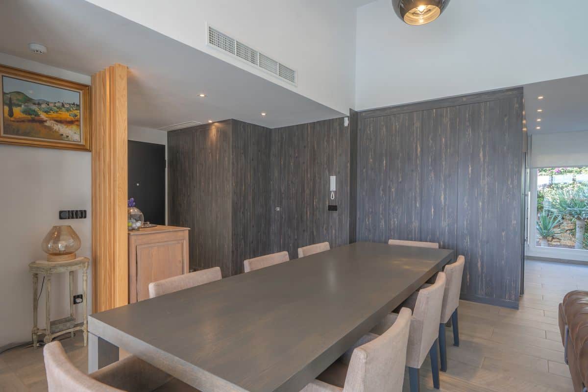 Villa for Sale on Daya Street