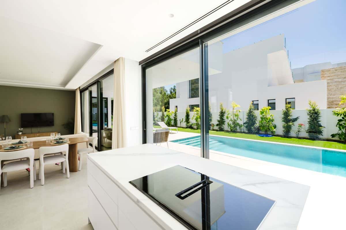 Señorío de Cortes Contemporary Villa
