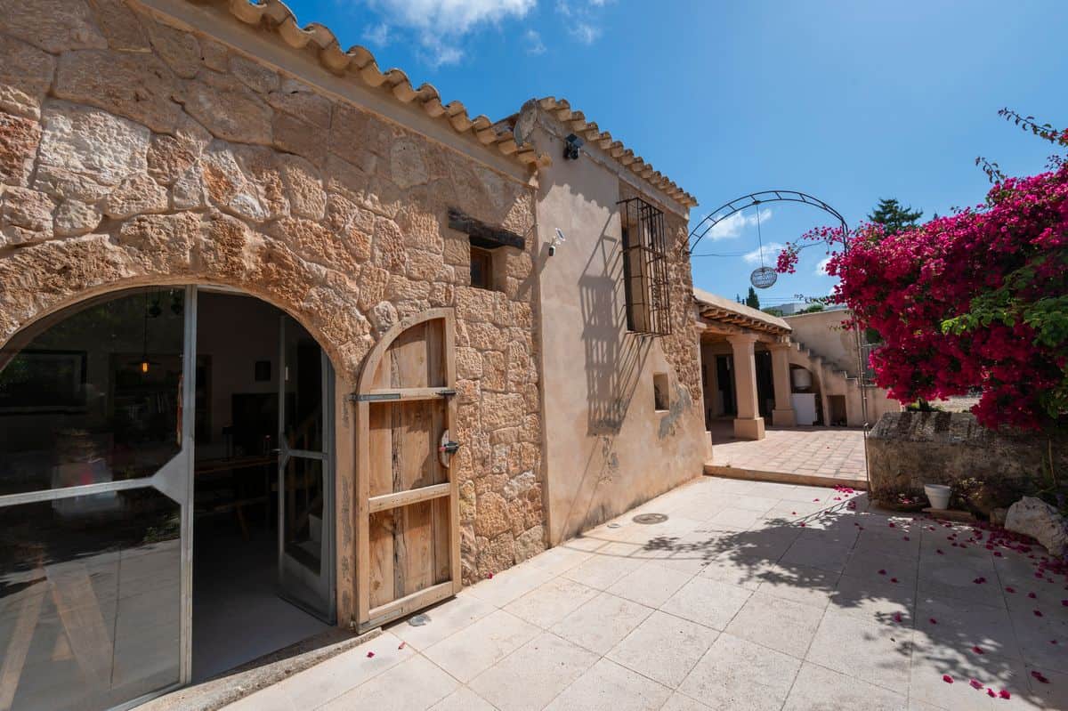 Authentic Ibizan Farmhouse in San Josep