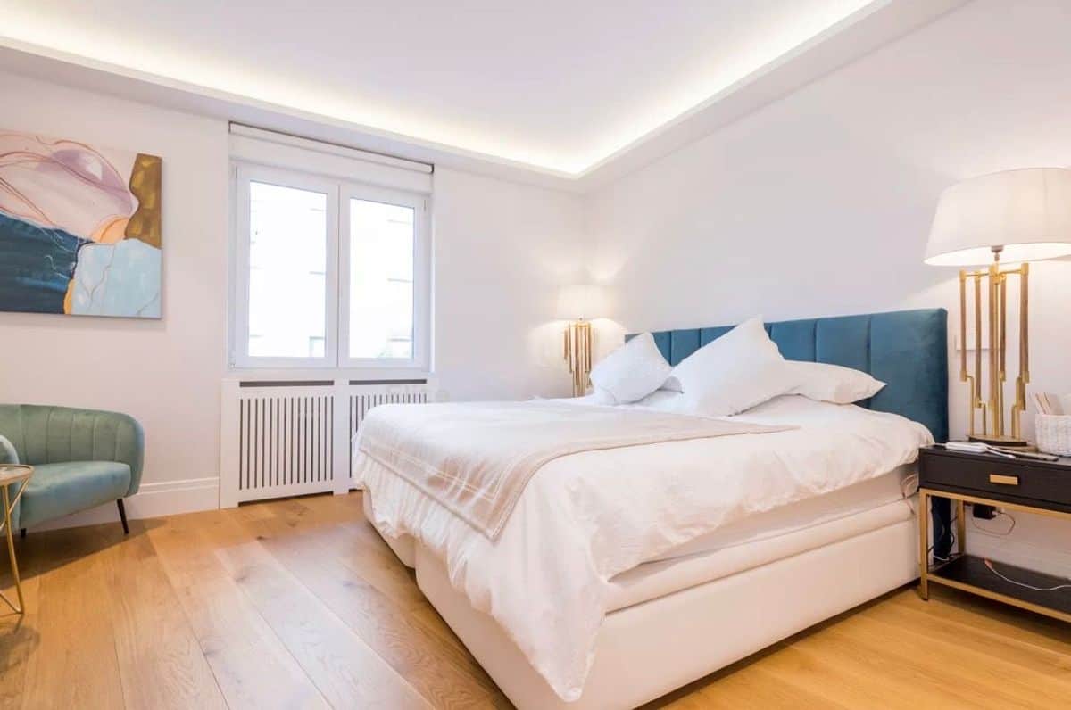 Refined Apartment in Salamanca