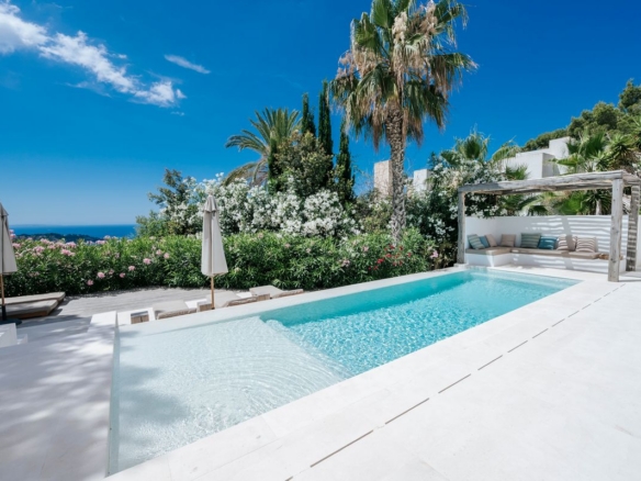 Villa Vista Alegre con vista mare