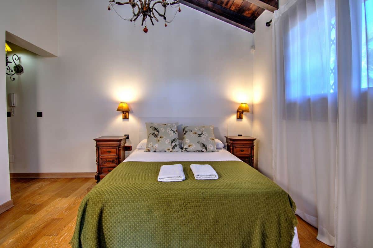 Villa en Camino Arroba de Hornos