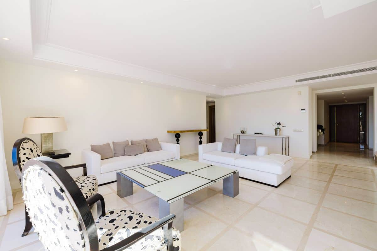 Beachfront Penthouse in Costalita